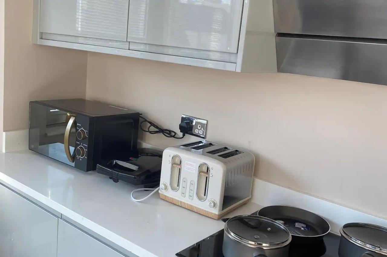 ברייטון Beautiful Apartment Very Close To The Beach מראה חיצוני תמונה