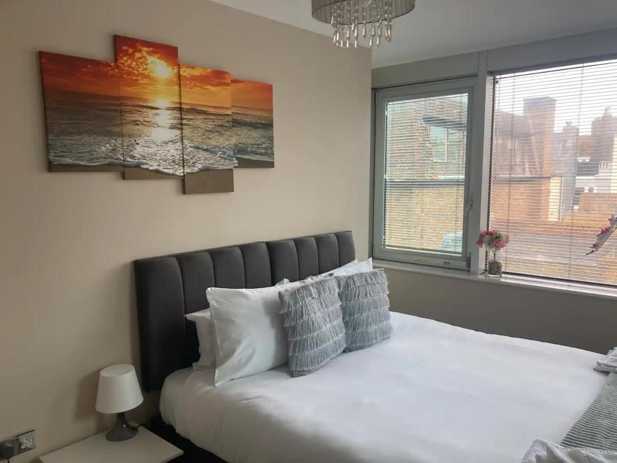 ברייטון Beautiful Apartment Very Close To The Beach מראה חיצוני תמונה